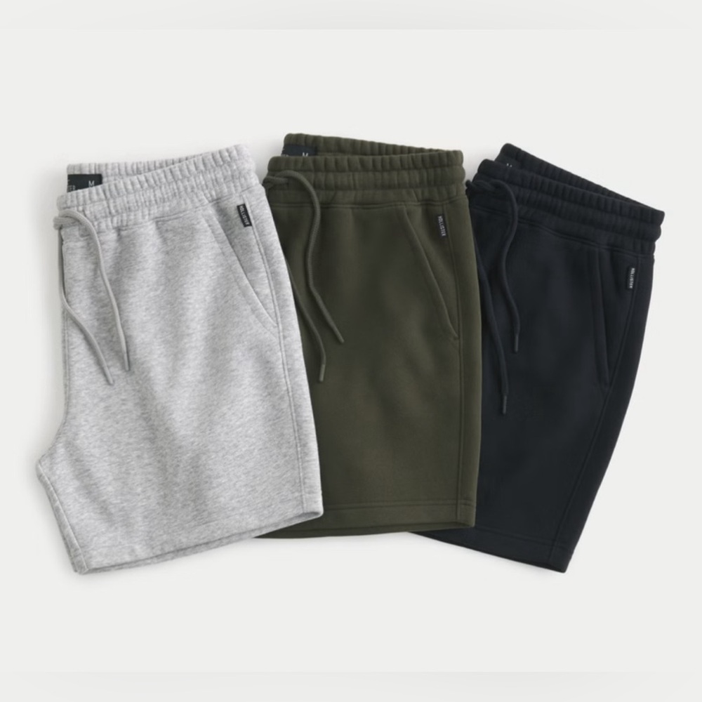 NWT Boys/Mens Hollister set of 3 5” fleece shorts. Black, Olive and Gray